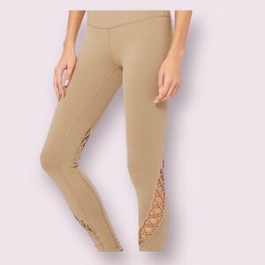 Alo Yoga Womens Tan Mid Rise Stretch Entwine Cutout Leggings Pants Size Small